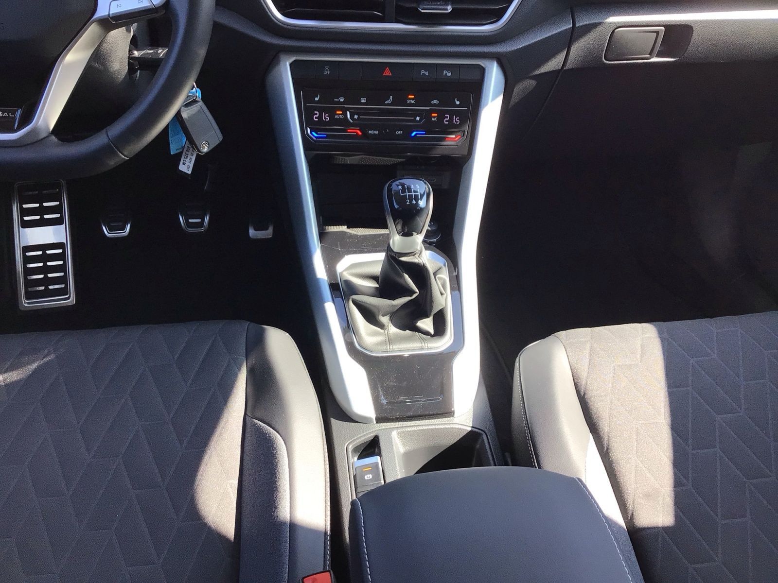 T-ROC Goal TSI 85 KW  LED, Navi, SHZ, ACC