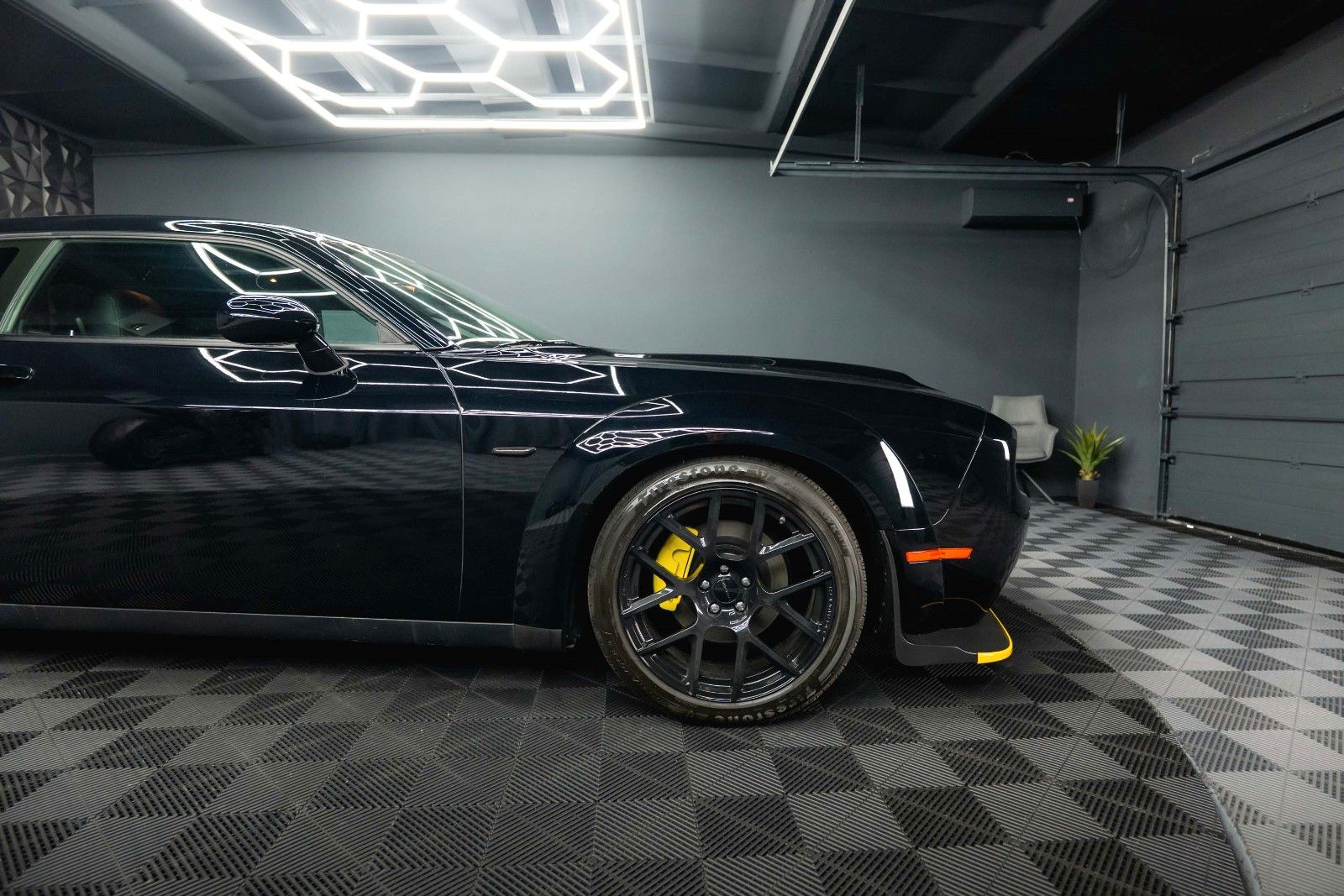Fahrzeugabbildung Dodge Challenger 5.7 V8 R/T SRT WIDE BODY *LED*19%*