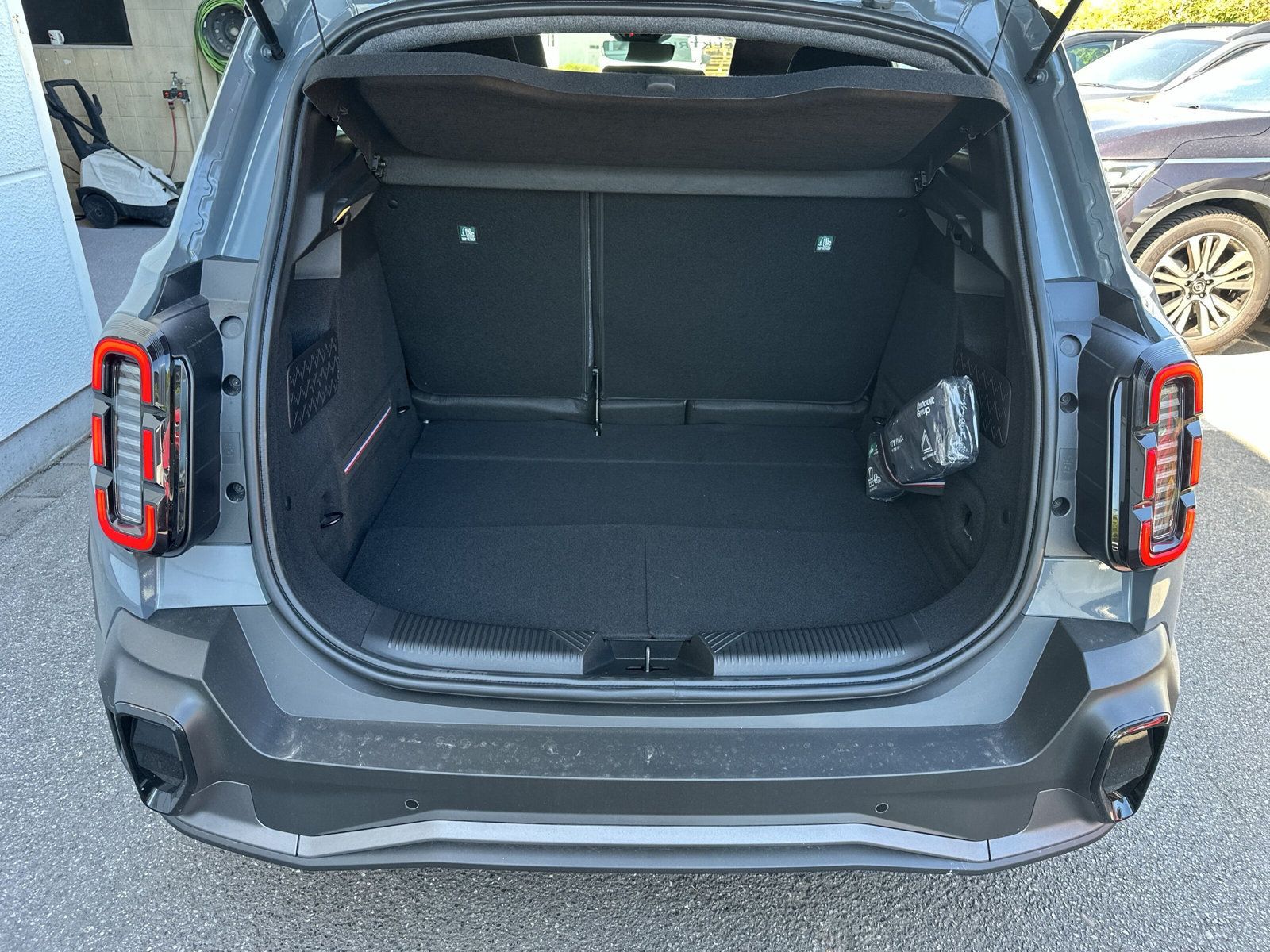 Renault R 4 - Bild 8