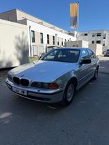 BMW 523i A - Limousine - TÜV 07/27 - BMW 523 aus 1999