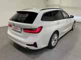 BMW 318 D Touring Advantage EU6d Navi LED PDCv+h - BMW Gebrauchtwagen