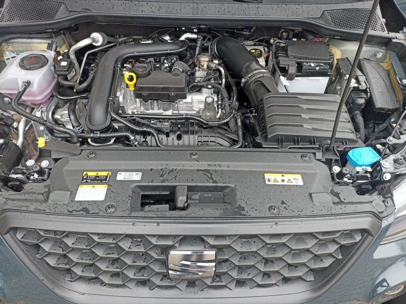 Fahrzeugabbildung SEAT Arona  1.0 TSI DSG Style Edition 5 Jahre Garanti