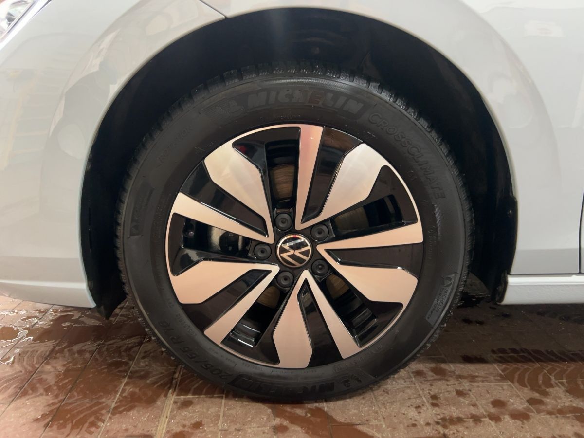 Volkswagen Golf - Bild 15