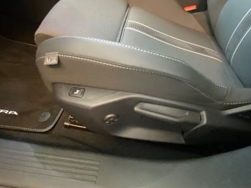 Bild 16 Opel ASTRA GS AHK AGR INFOTAINMENTPAKET