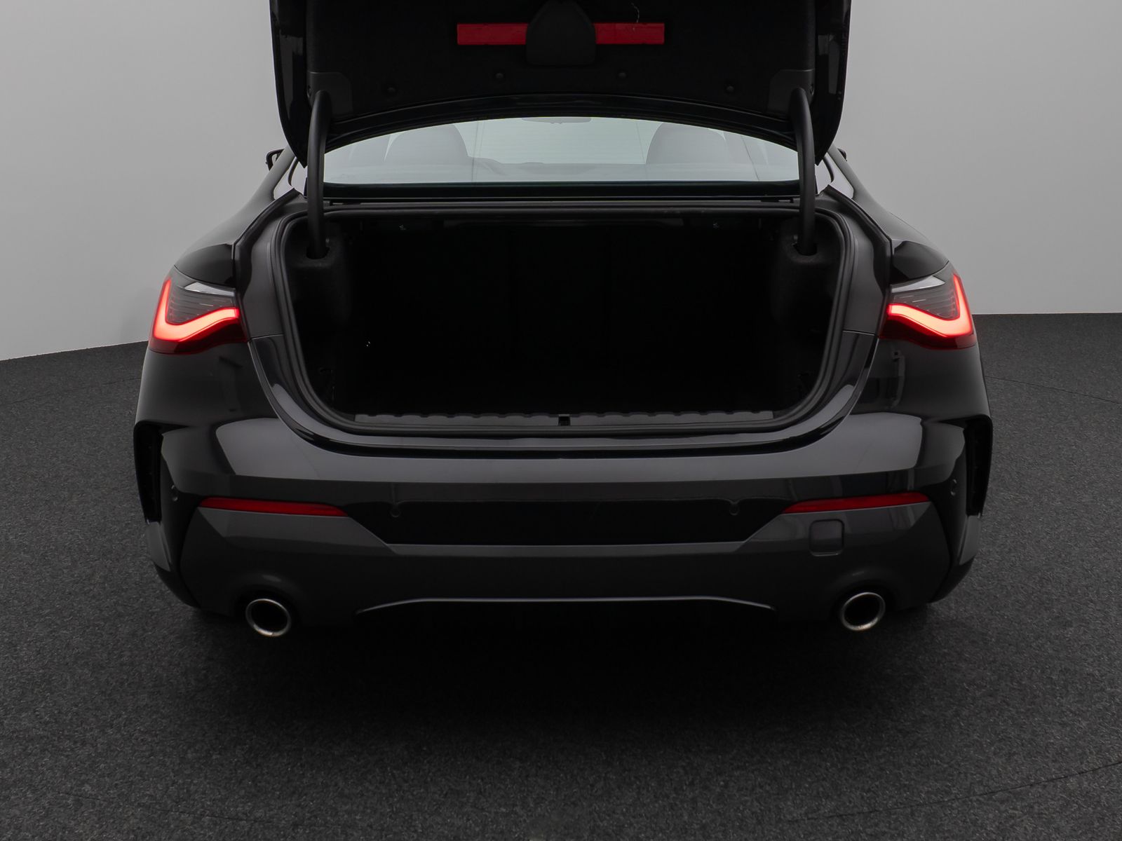 Fahrzeugabbildung BMW 420i Coupé M Sport Glasdach Kamera DAB H/K Komfo