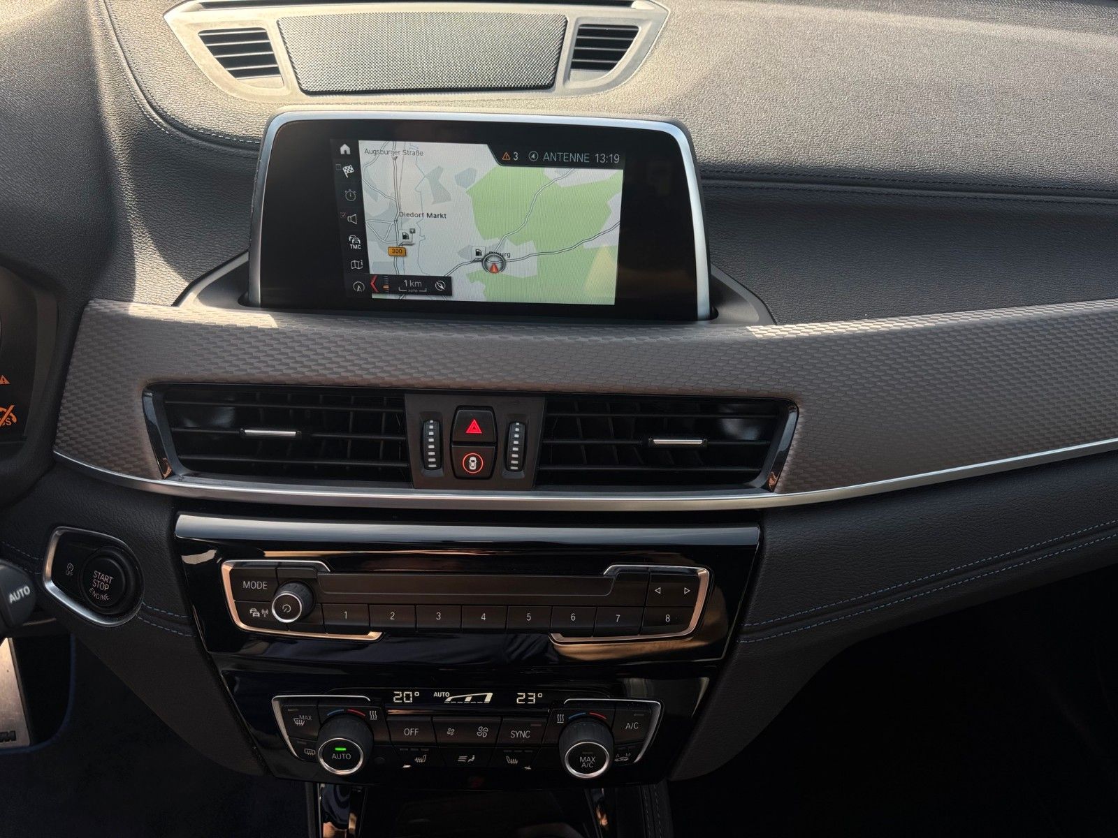 Fahrzeugabbildung BMW X2 xDrive20i M Sport X Steptronic M Paket Kamera