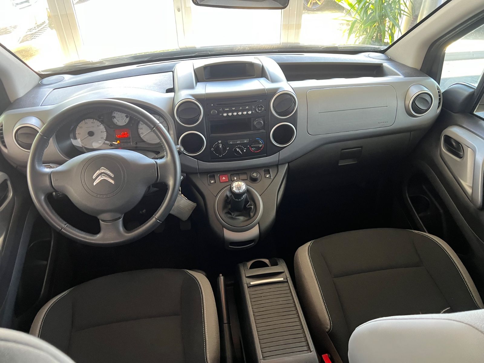 Fahrzeugabbildung Citroën Berlingo 1.6 Kombi Selection