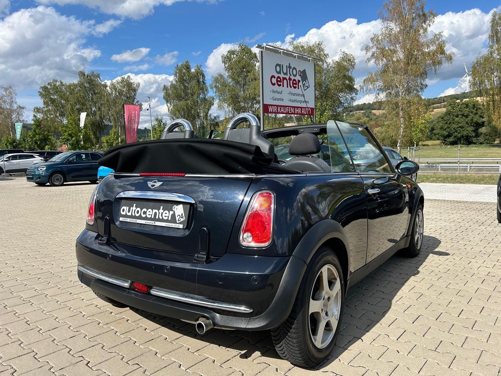 Fahrzeugabbildung MINI ONE Cabrio°Tüv 7-28°