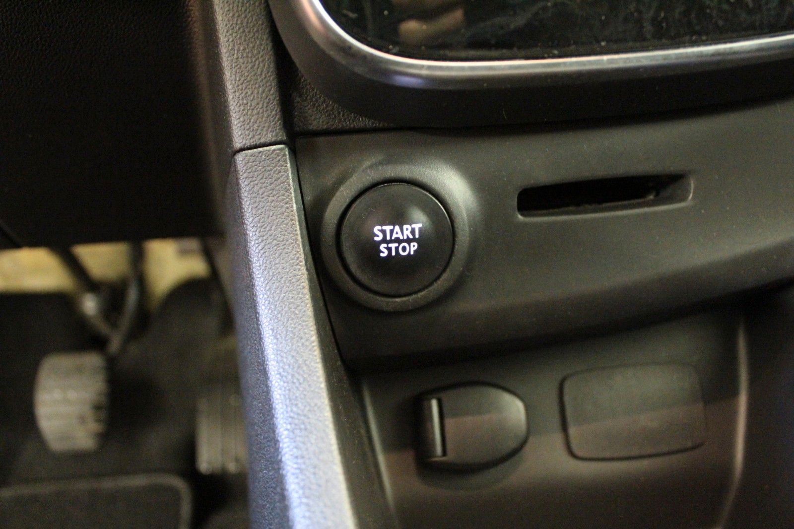 Fahrzeugabbildung Renault Clio TCe 90 GT Line *Navi*Klima*Winterräder *