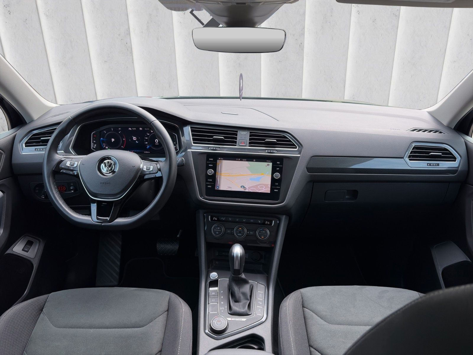 Fahrzeugabbildung Volkswagen Tiguan Allspace Highline 4Motion*7Sitzer*Pano**