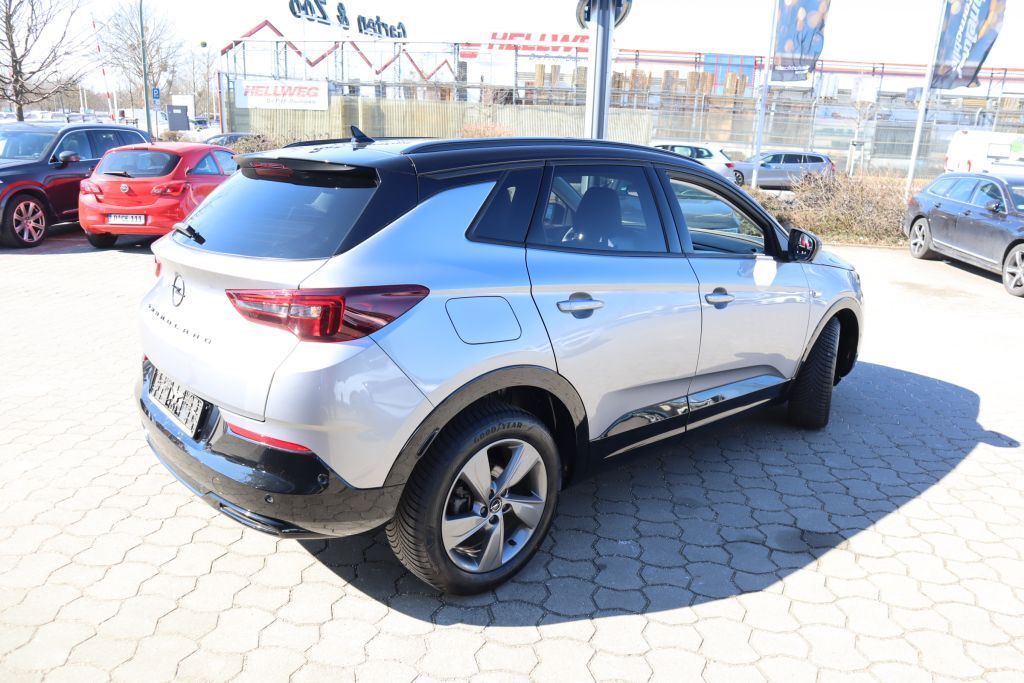 Fahrzeugabbildung Opel Grandland GS 1.2 Turbo Aut.+Pixel LED+Allwetter