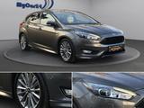 Ford Focus 1.5 Lim. ST-LineI Autom.INaviISZHIGarantie - Ford Gebrauchtwagen in Worms