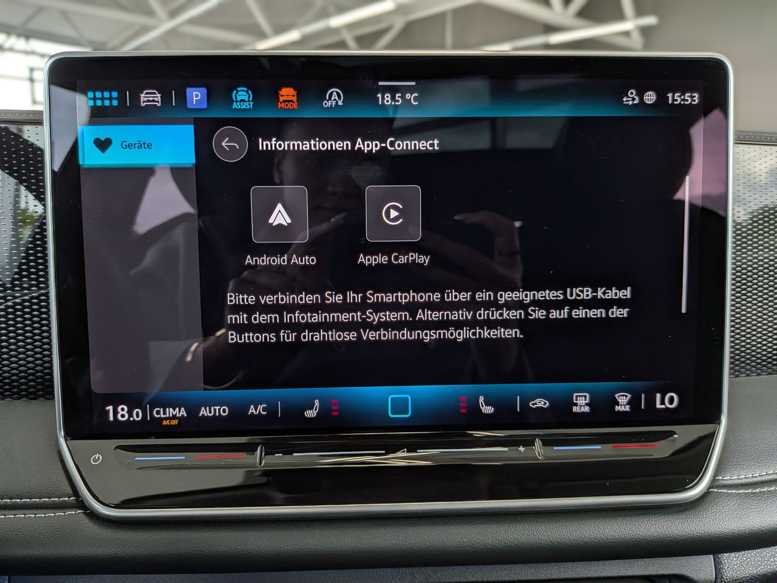 Fahrzeugabbildung Volkswagen Tiguan 1.5 eTSI ENERGY HD-Matrix 360 Pano AHK 19