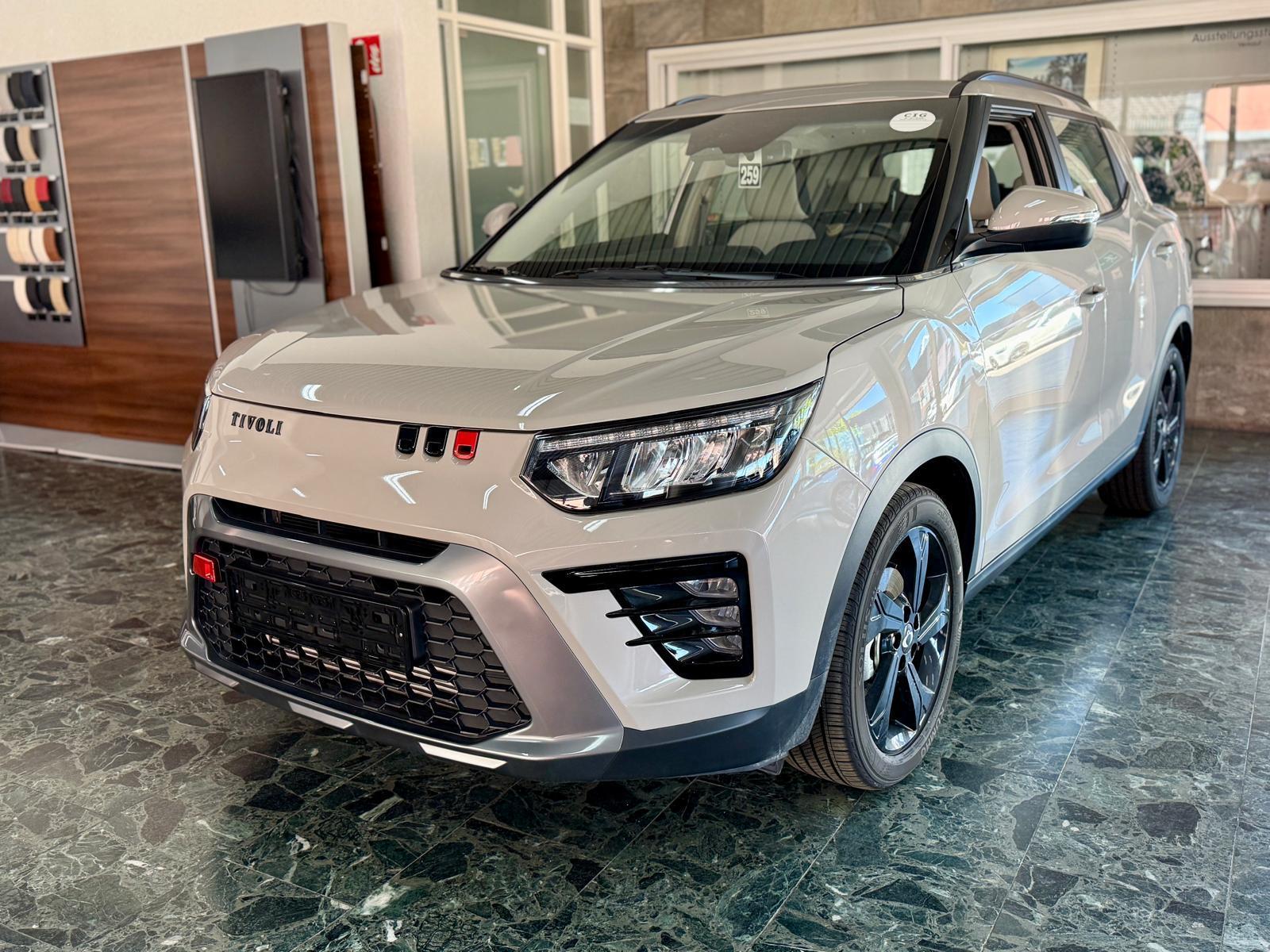 Ssangyong Tivoli 1.5 GDI 4x2 / Sitzhzg. Lenkradhzg. Kam...