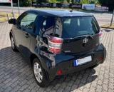Toyota IQ 1,0-l-VVT-i - Kleiner schwarzer Stadtflitzer - Toyota IQ: 1.0