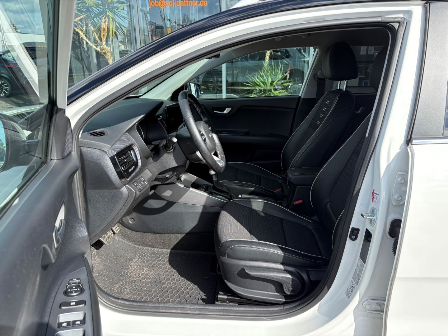 Fahrzeugabbildung Kia Stonic GT Line 1.0 T-GDI Mild-Hybrid EU6d