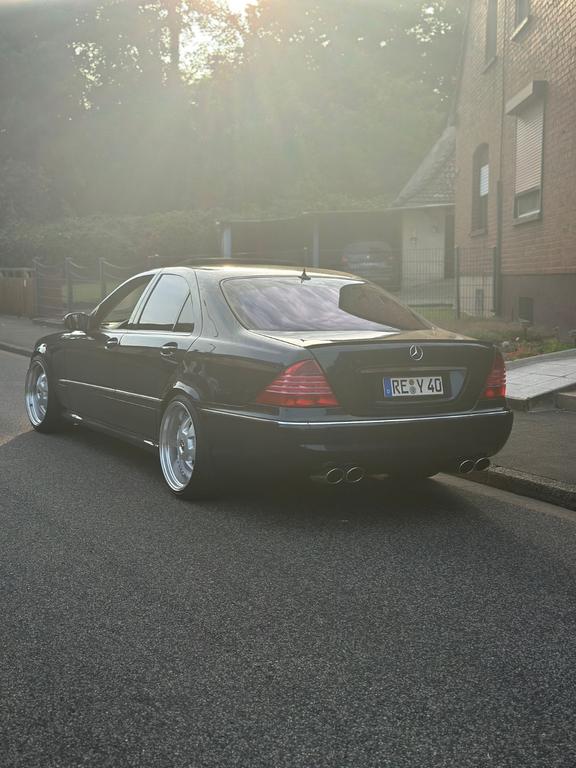 Mercedes-Benz S 430