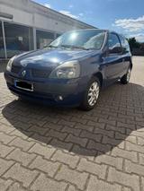 Renault Clio 2 16 V - Renault Clio aus 2002: 1.2