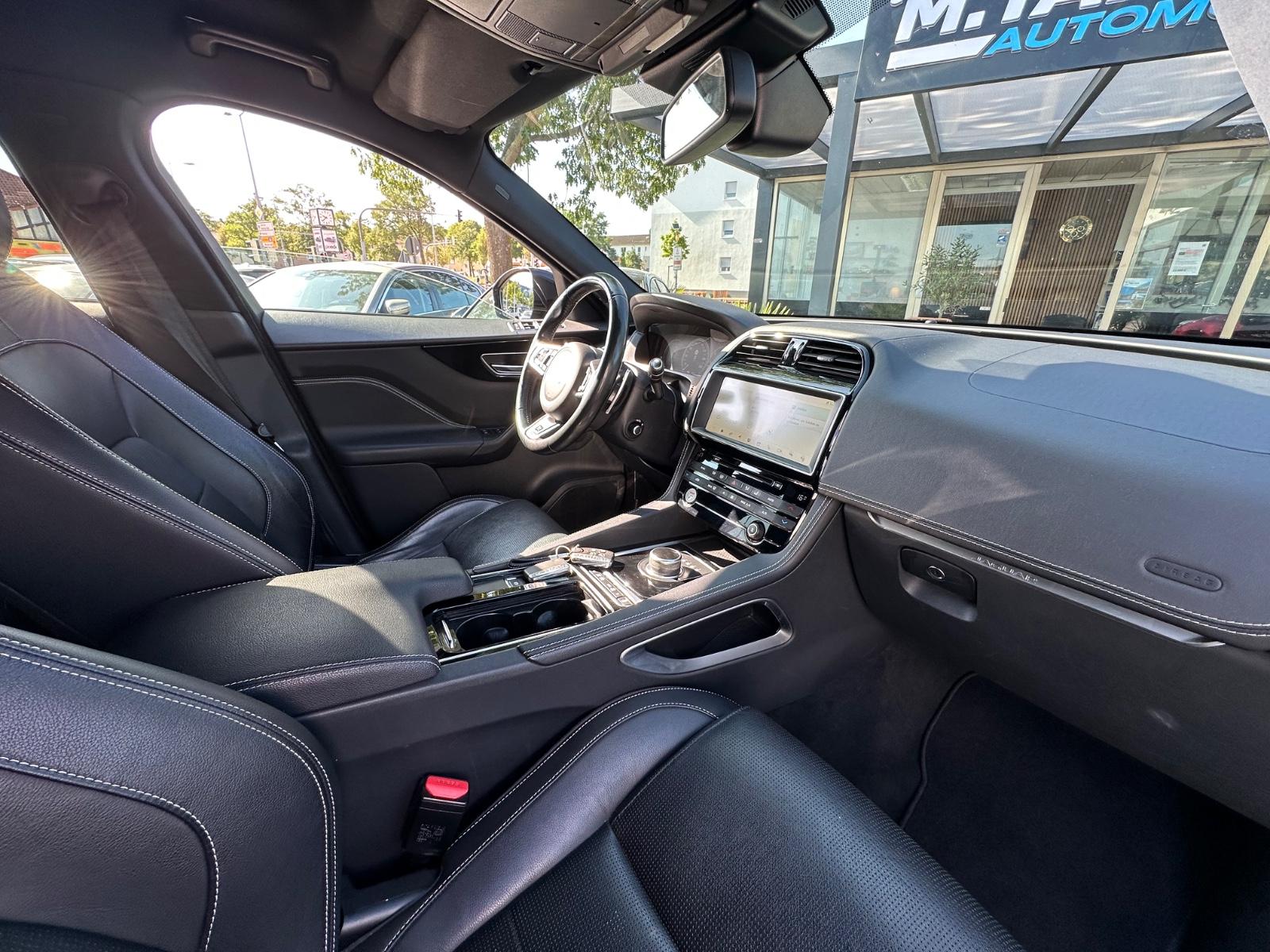 JAGUAR F-Pace V6 3.0D 300ch R-Sport AWD