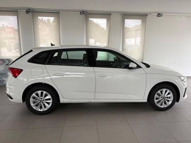 Scala Essence 1.0 TSI LED SHZ PDC KLI