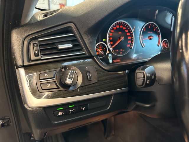 BMW 530 d xDrive *1.Hd*SoftClose*M-P.*Luxury*
