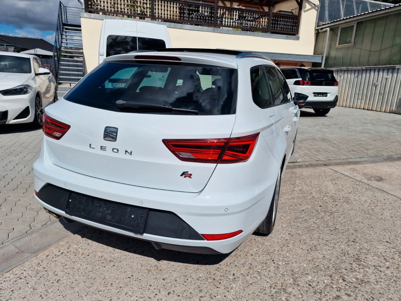 Seat Leon ST FR, Panorama Schiebedach, Kamera, Navi imagem 3
