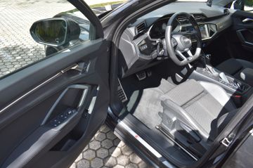 Audi Q3 - 3