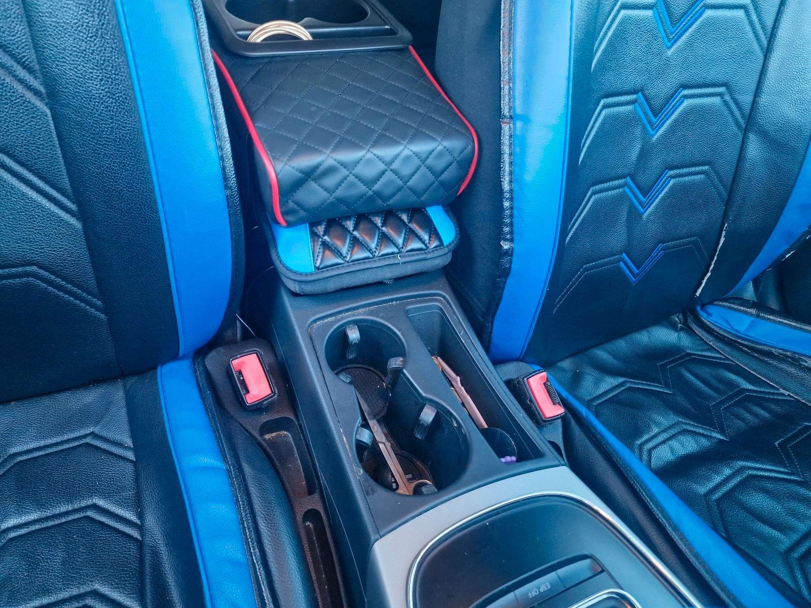 Audi A4 2010 — photo 10