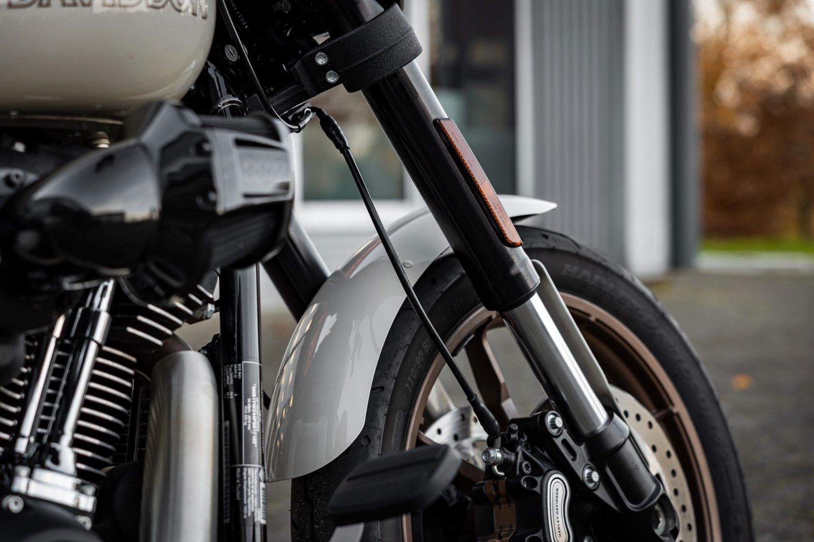 Fahrzeugabbildung Harley-Davidson FXLRS LOW RIDER S 117 CUI - JEKILL&HYDE -