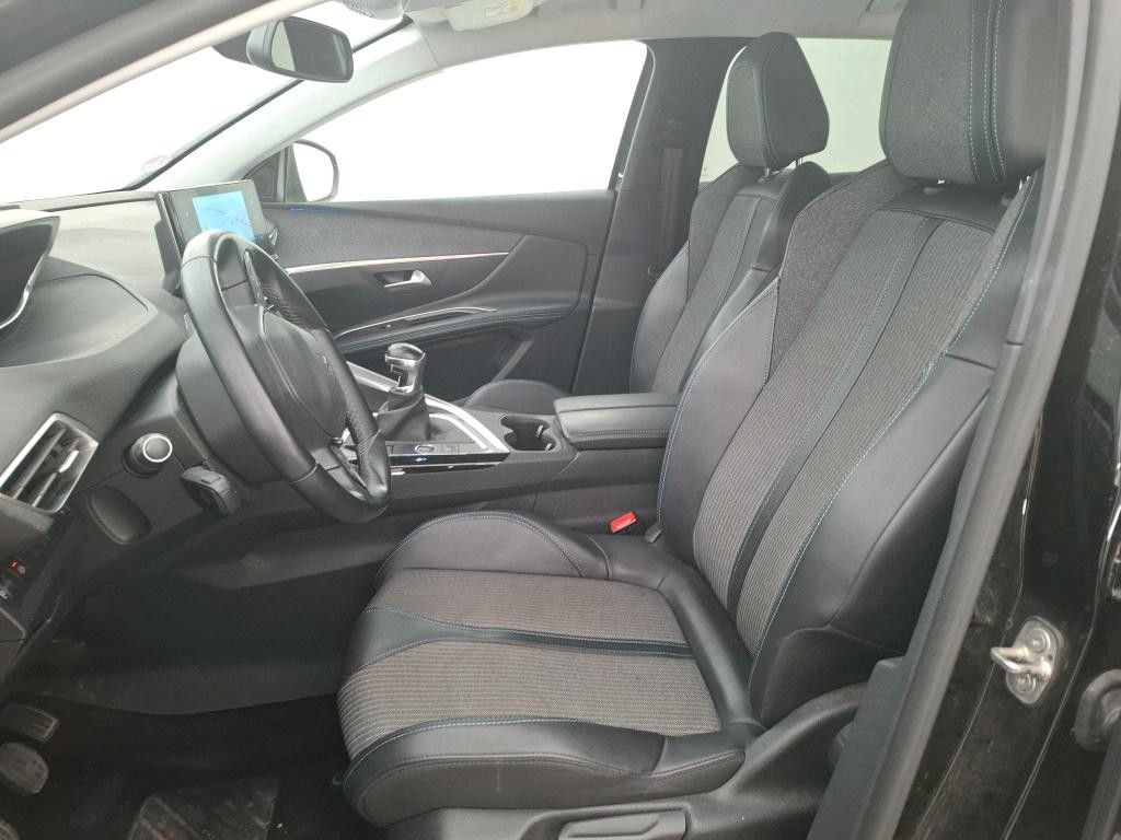 Fahrzeugabbildung Peugeot 3008 Allure Pack 1.2T LED/NAVI/PDC/R'CAM/DAB