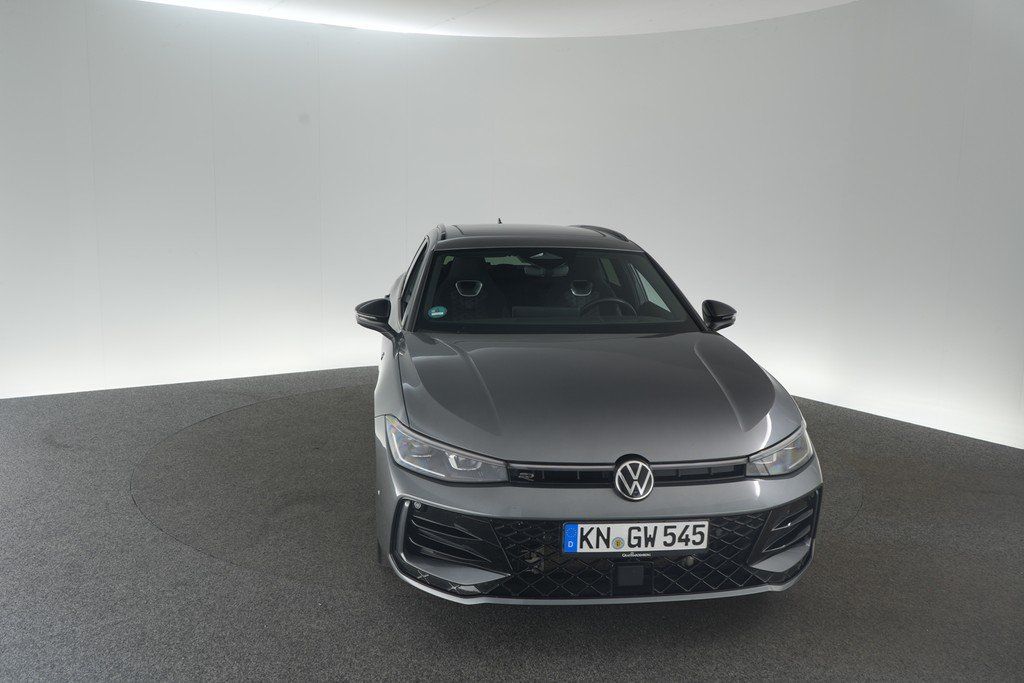 Volkswagen Passat Variant 2.0 TDI 4M DSG R Line AHK Navi imagem 3