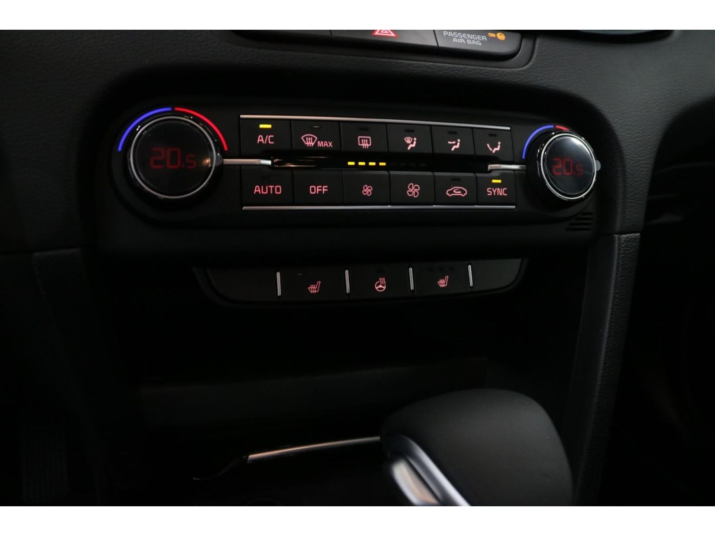 Fahrzeugabbildung Kia Ceed_sw Spirit 1.5 Alu JBL Sound Navi ACC LED