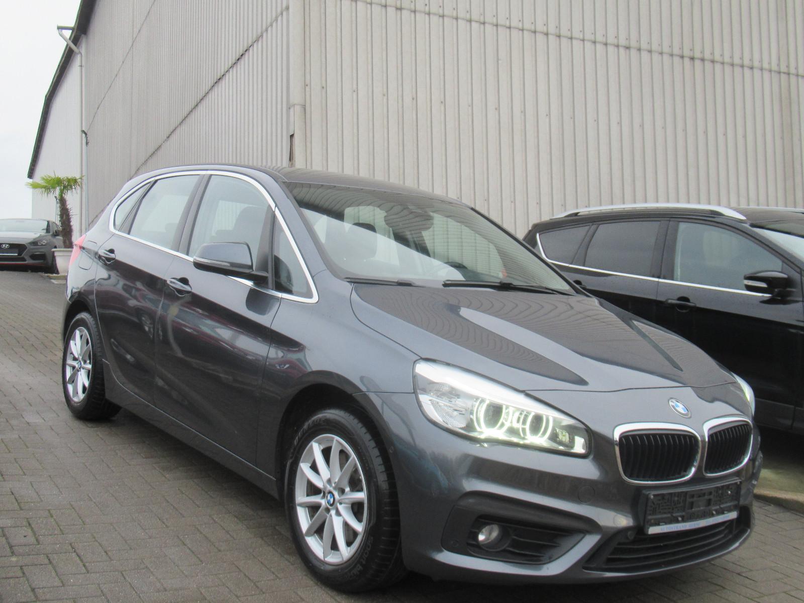 BMW 220 Active Tourer Advantage-NAVI-LED-AHK-1.HAND