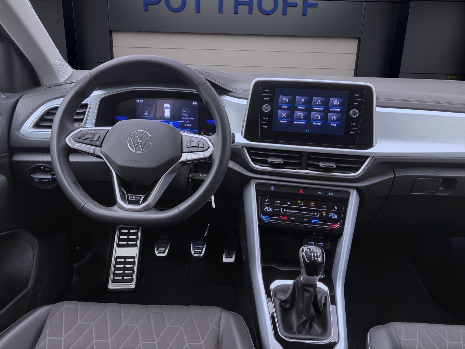 Volkswagen T-Roc - Bild 13