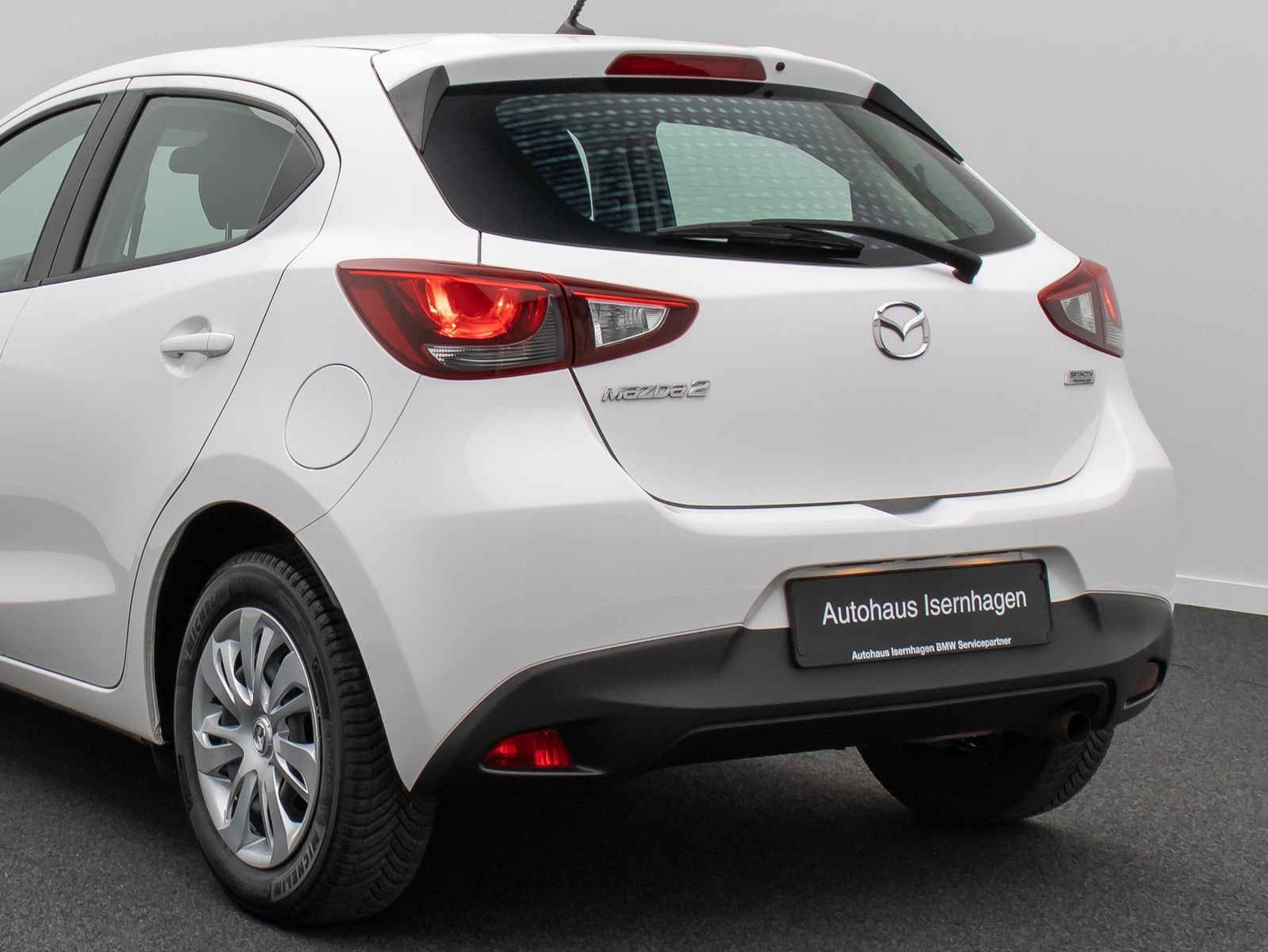 Fahrzeugabbildung Mazda 2 Center-Line Temponat Start/Stop Multilenk DSC