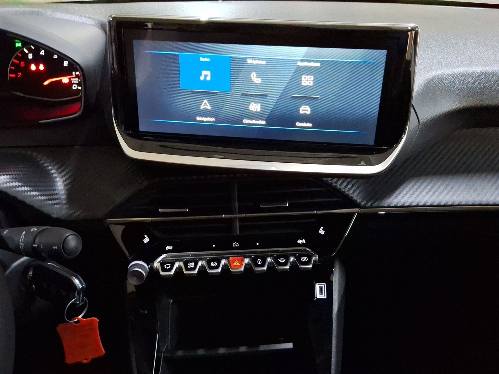 Peugeot 208 - Bild 15