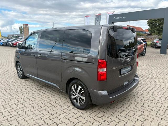 Toyota Proace 2,0-l-D-4D L1 Autm. Verso Executive