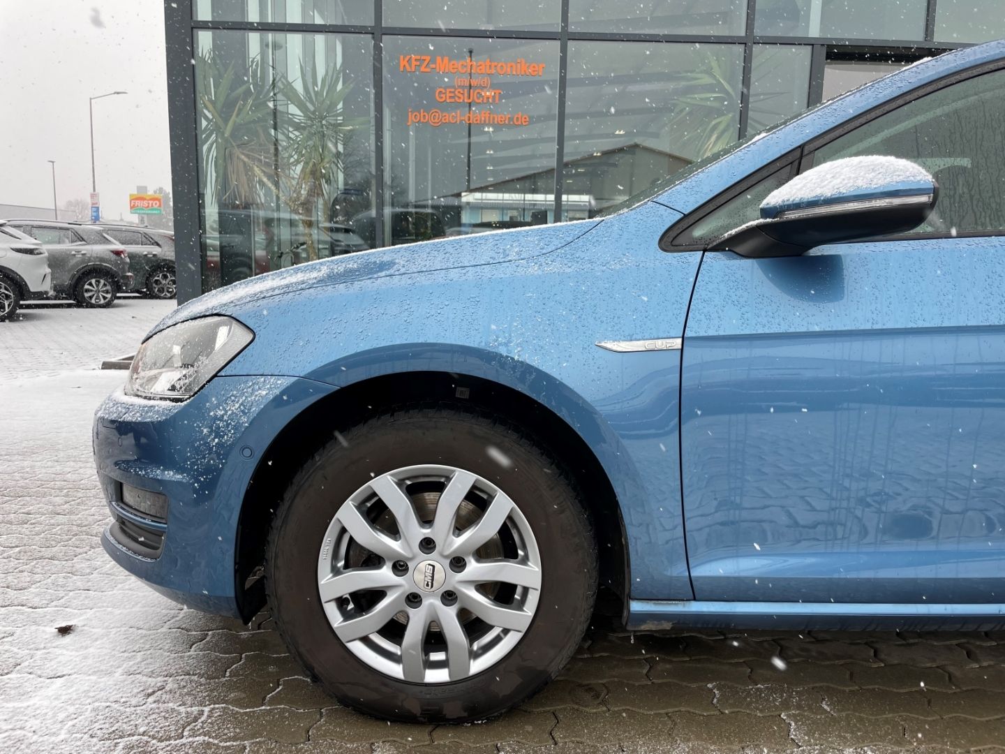 Fahrzeugabbildung Volkswagen Golf VII Cup PDC vo/hi Klimaautomatik SHZ