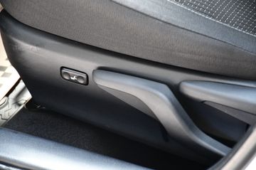 Toyota Auris - 11