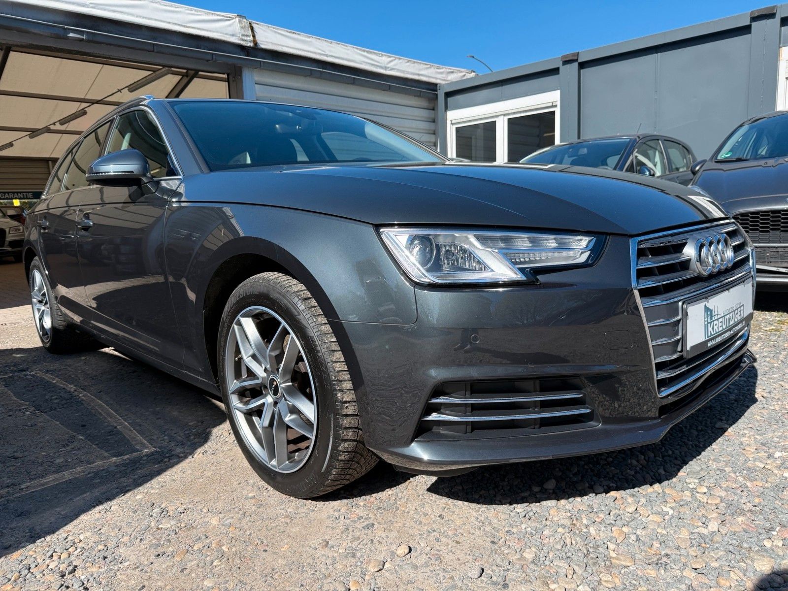 Fahrzeugabbildung Audi A4 Avant sport ultra