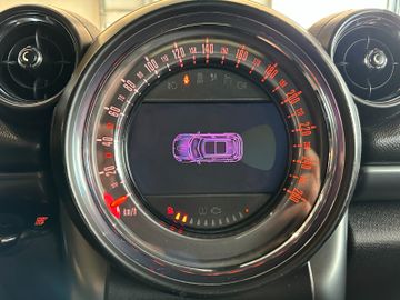MYAUTOCENTER – Gebraucht- und Jahreswagen mit Werkstattservice in Pfaffenhofen MINI Cooper SD Countryman TEM*NAVI*PDC*PANO*XENON*