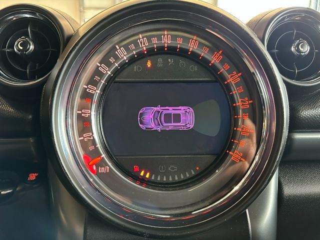 MYAUTOCENTER – Gebraucht- und Jahreswagen mit Werkstattservice in Pfaffenhofen MINI Cooper SD Countryman TEM*NAVI*PDC*PANO*XENON*