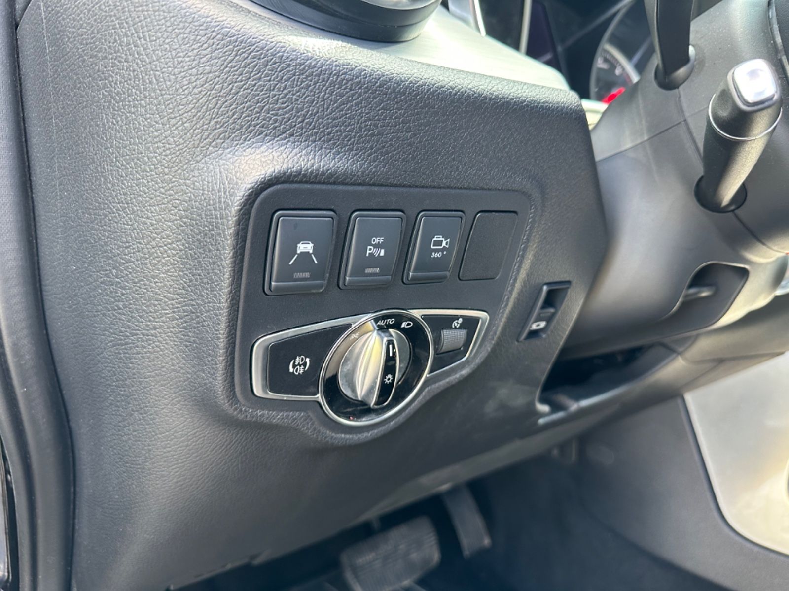 Fahrzeugabbildung Mercedes-Benz X 350d 4Matic DoKa Edition Power*Keyless*360°Kam