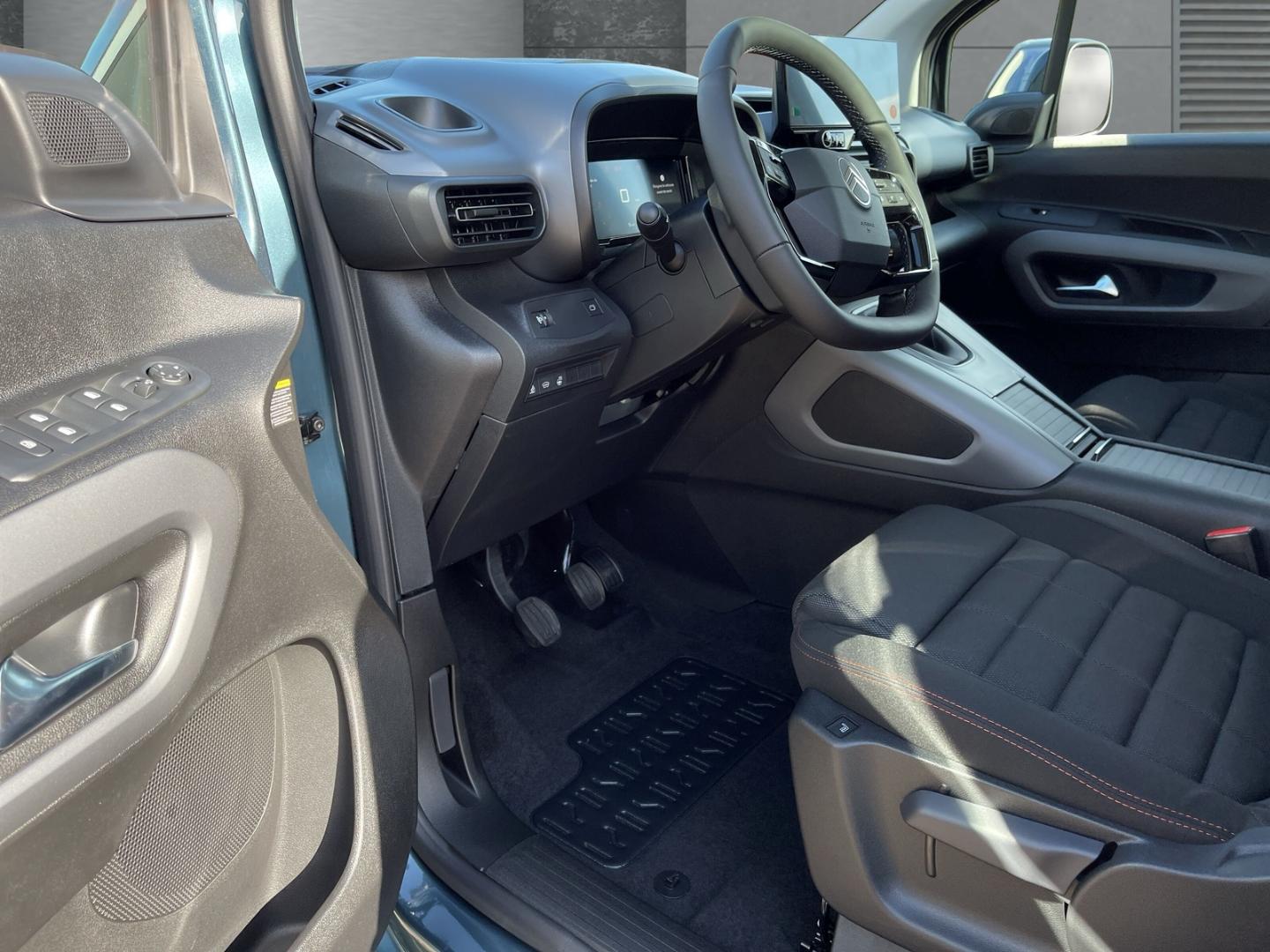 Citroën Berlingo MAX 1.5D Holiday + XTR-Paket Techno-Plu
