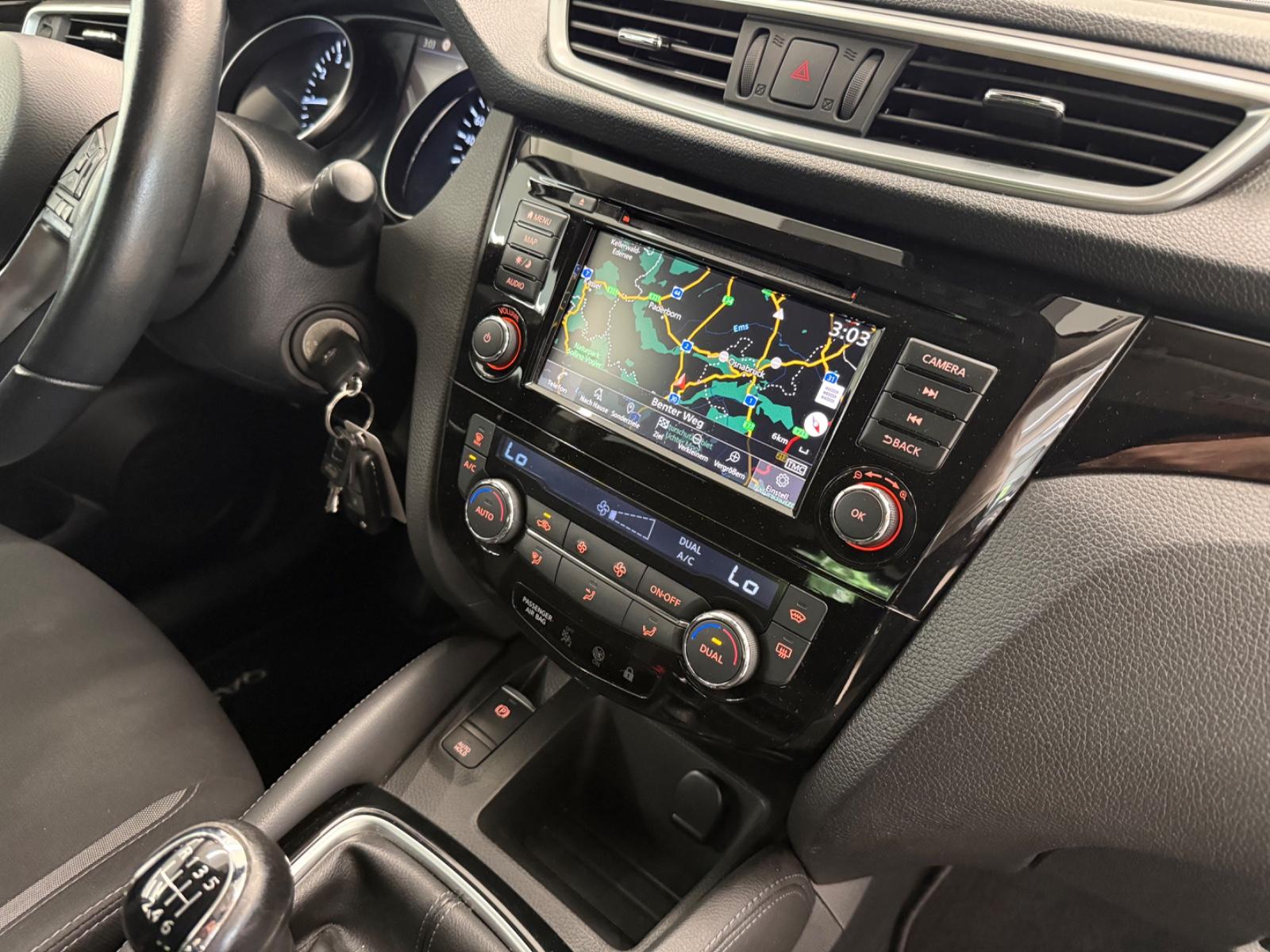 Nissan Qashqai 1. 3 N-Way Navi Klima Panorama AHK 1.8t
