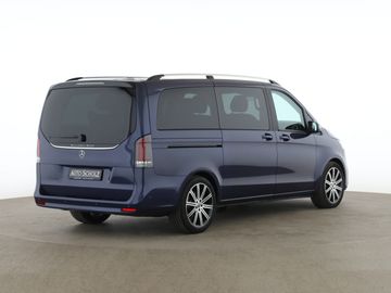 Mercedes V 220 - 7