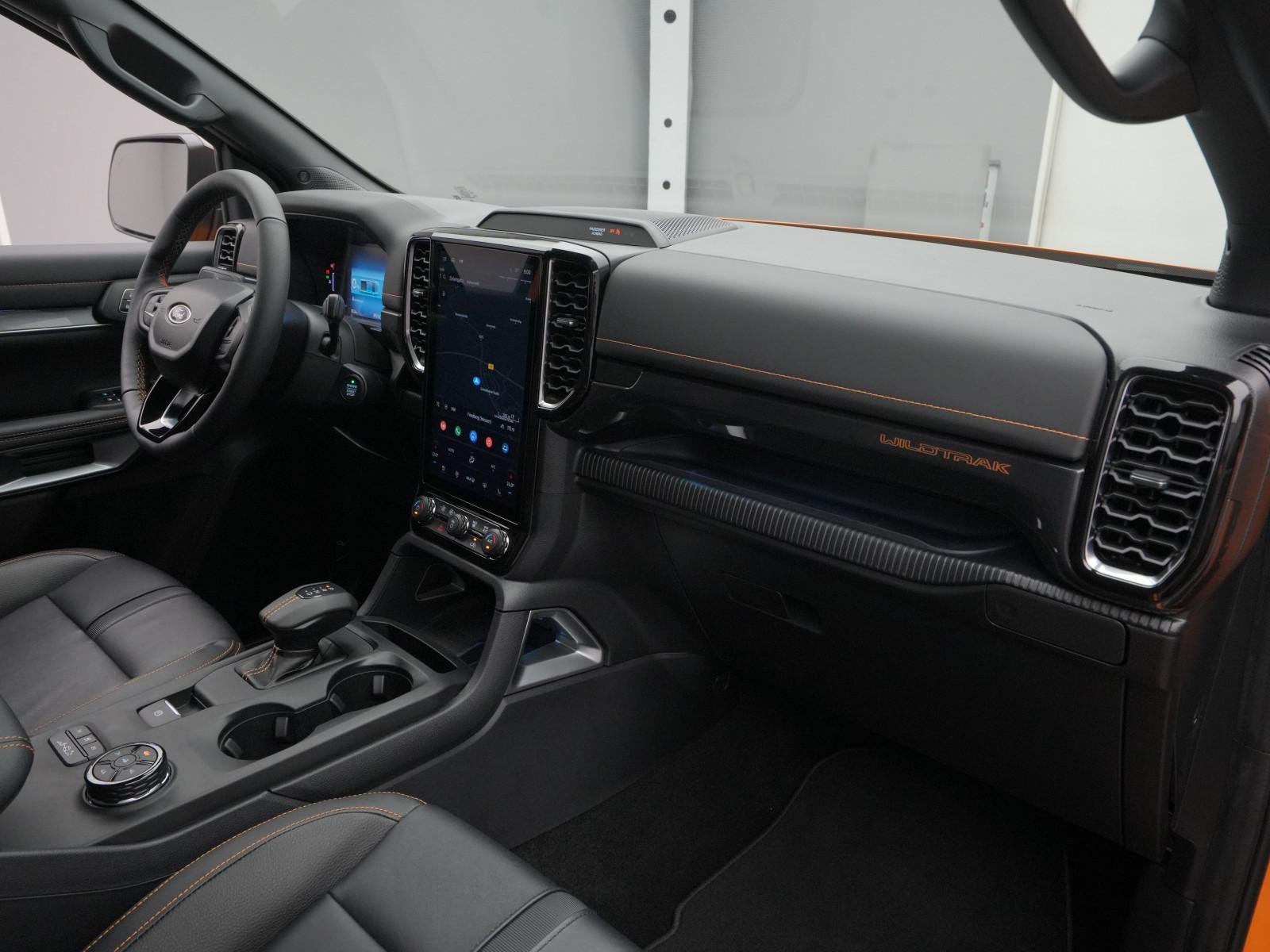 Car Image 32
