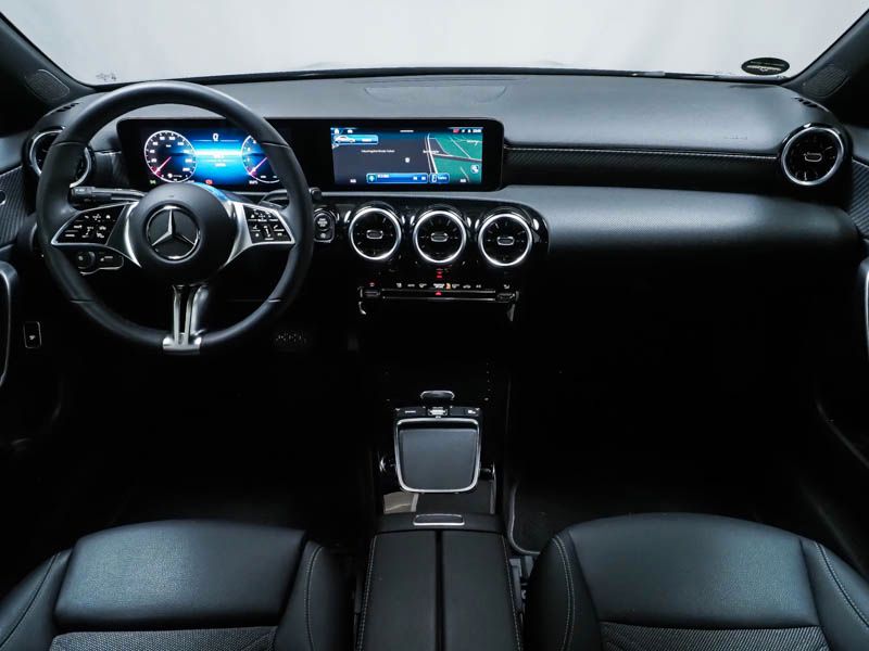 Fahrzeugabbildung Mercedes-Benz A 180 Limousine Progressive LED+Kam+WinterP+MBUX