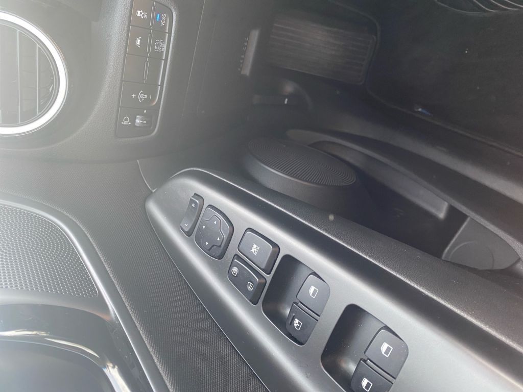 Hyundai Kona 1.6 GDI DCT Hybrid Advantage – Bild 16