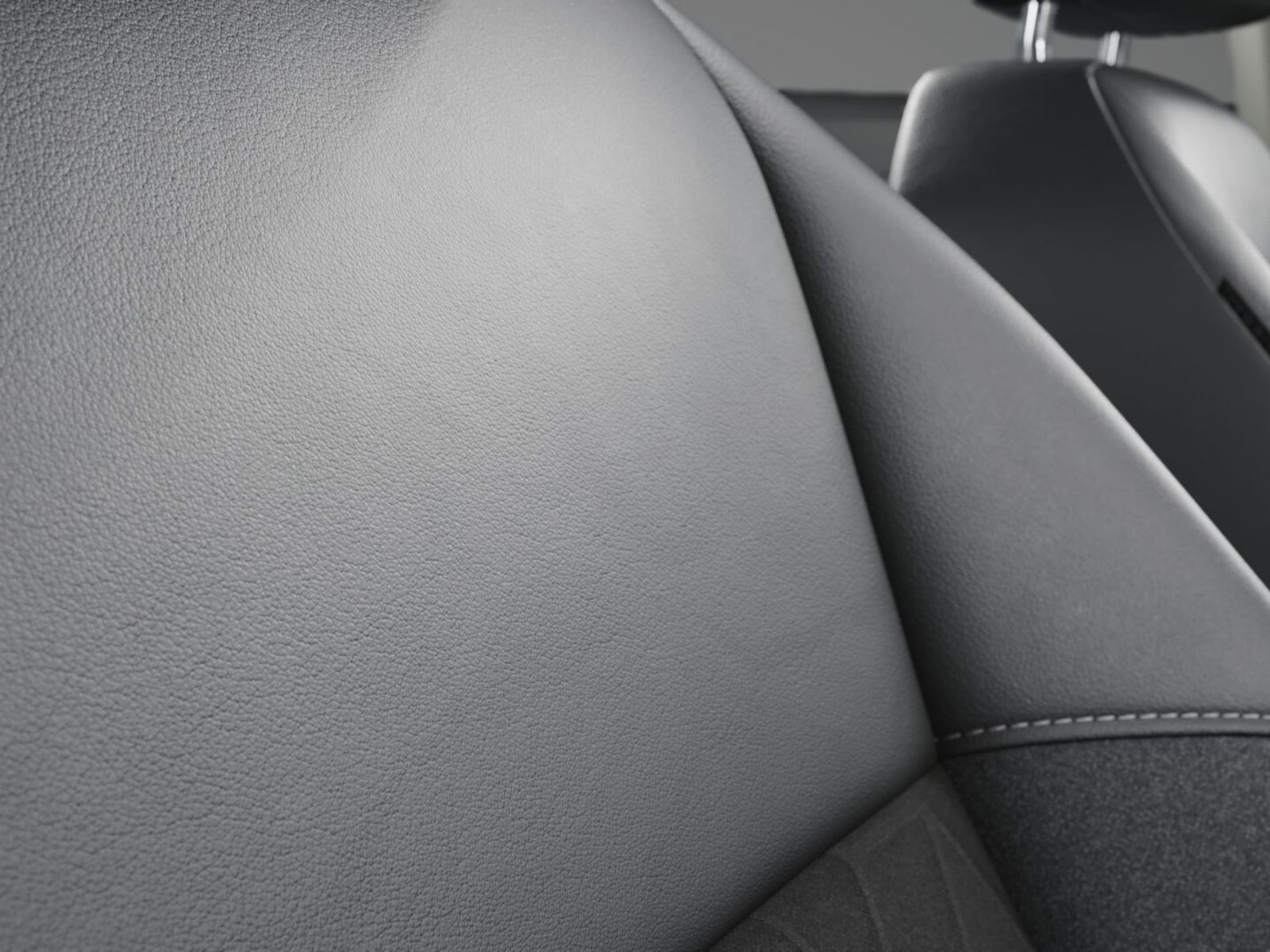 Fahrzeugabbildung Volkswagen Polo  ENERGY 1.0 TSI *Navi, Ganzjahresreifen, Rü